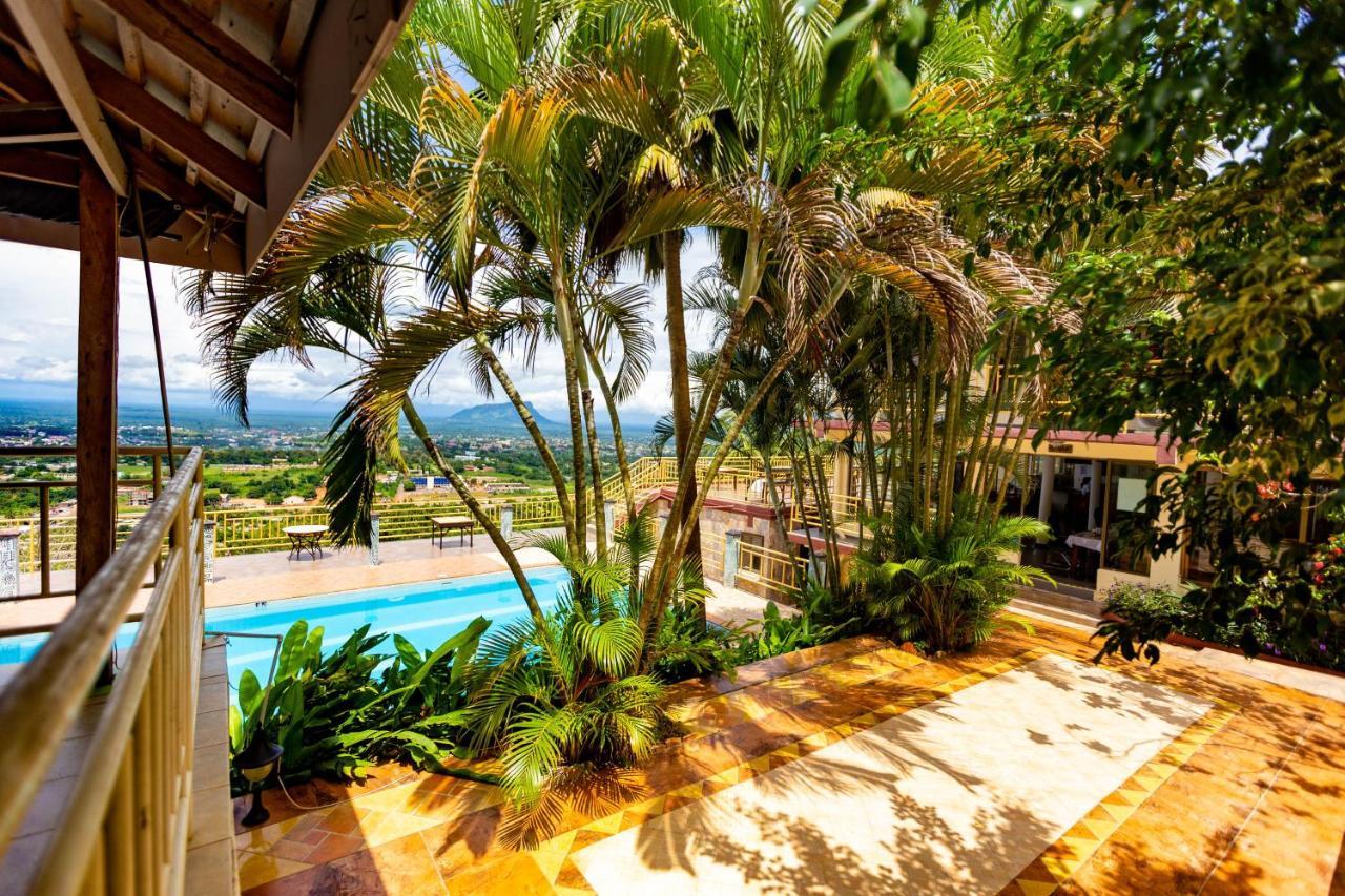 Sky Plus Hotel & Resort Exterior foto